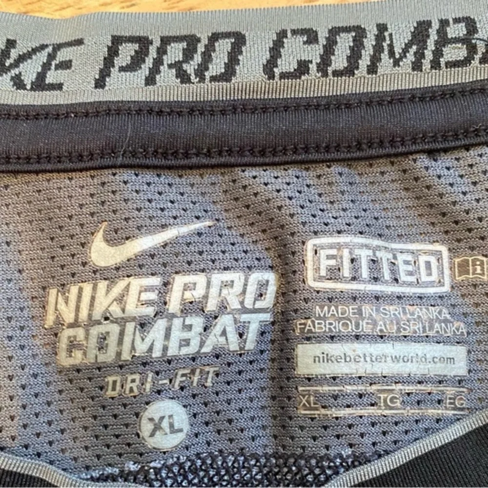 Nike Pro Combat Dri Fit Fitted Boy’s XL Black/Gray Camo‎ Print Athletic Shirt